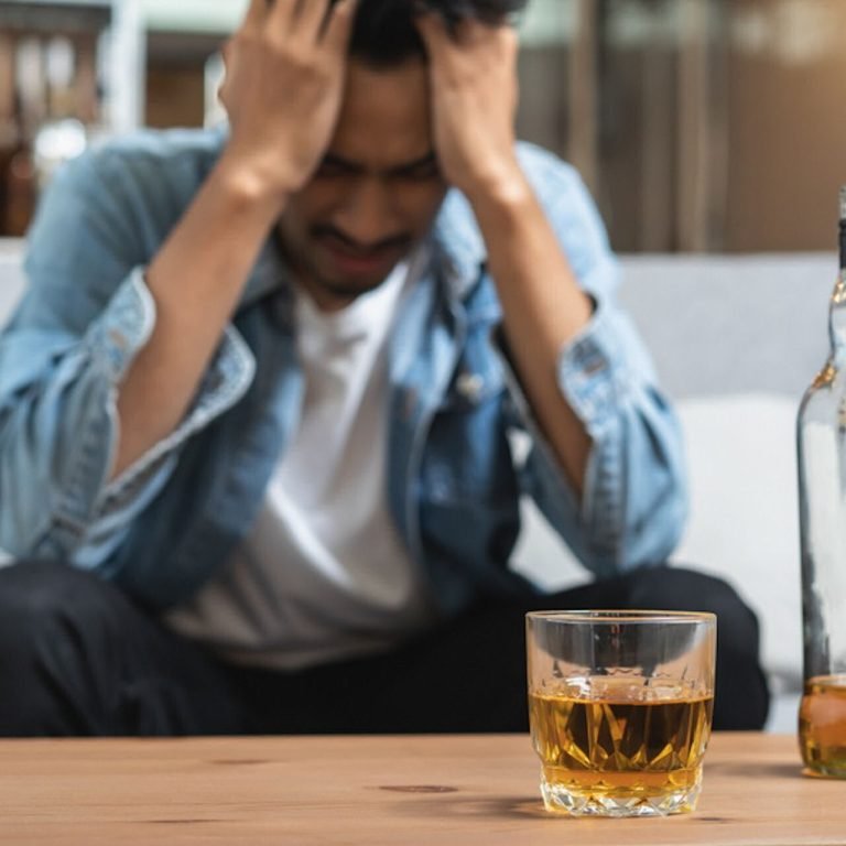 alcohol_addiction_treatment_india_lotus_life_center